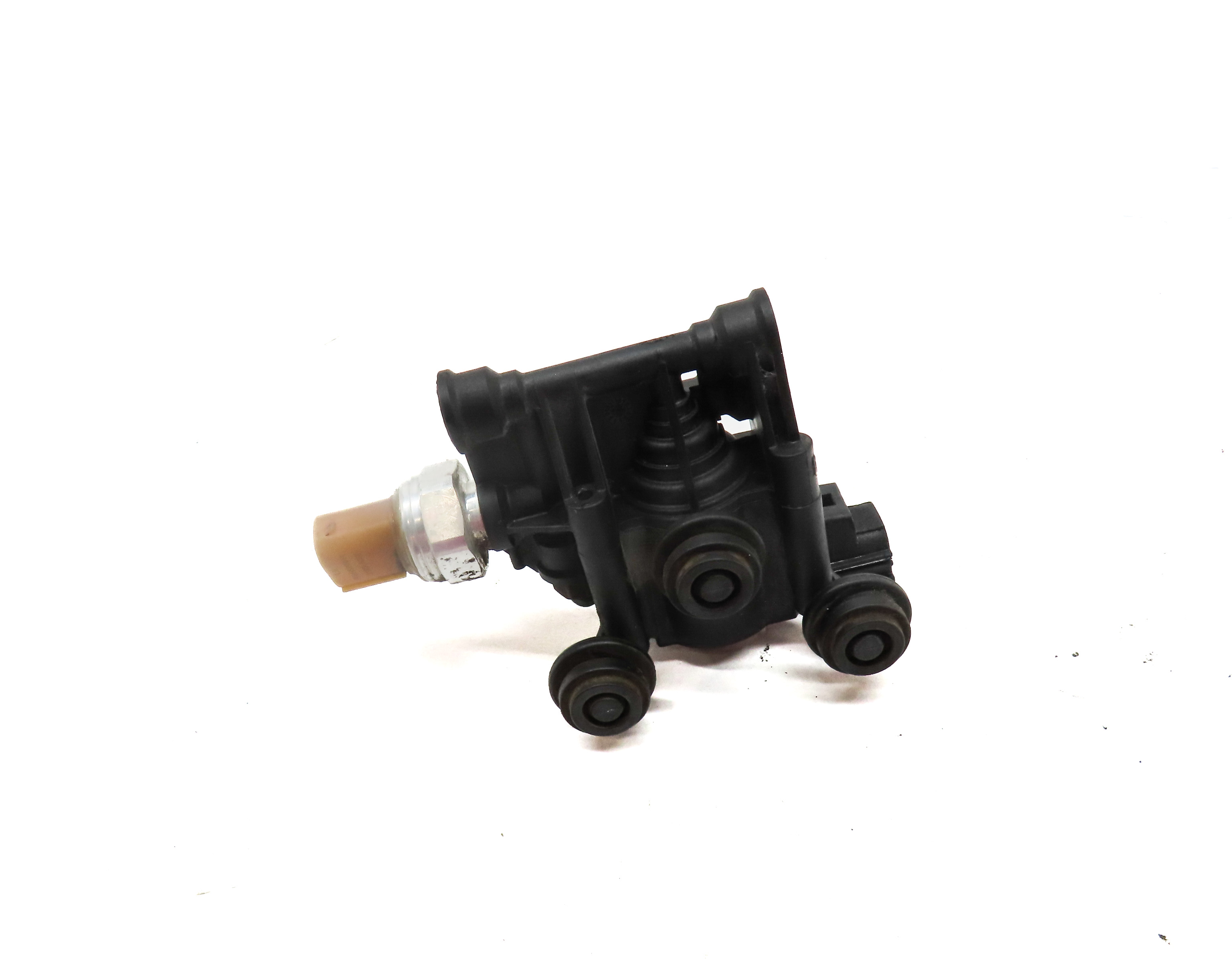 2010 LAND ROVER LR4 (L319) REAR AIR SUSPENSION TRANSFER RELIEF VALVE — exact item pictured